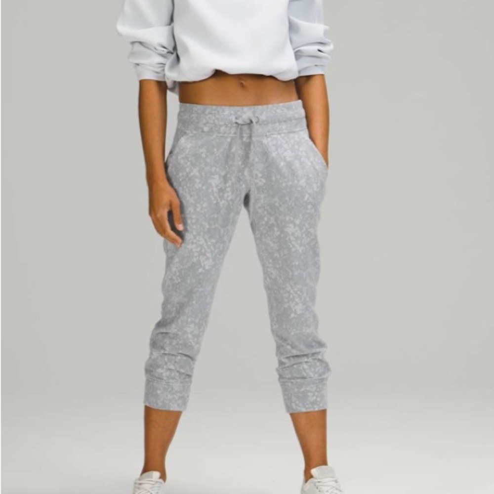 Women's Light Gray Cropped Jogger Pants